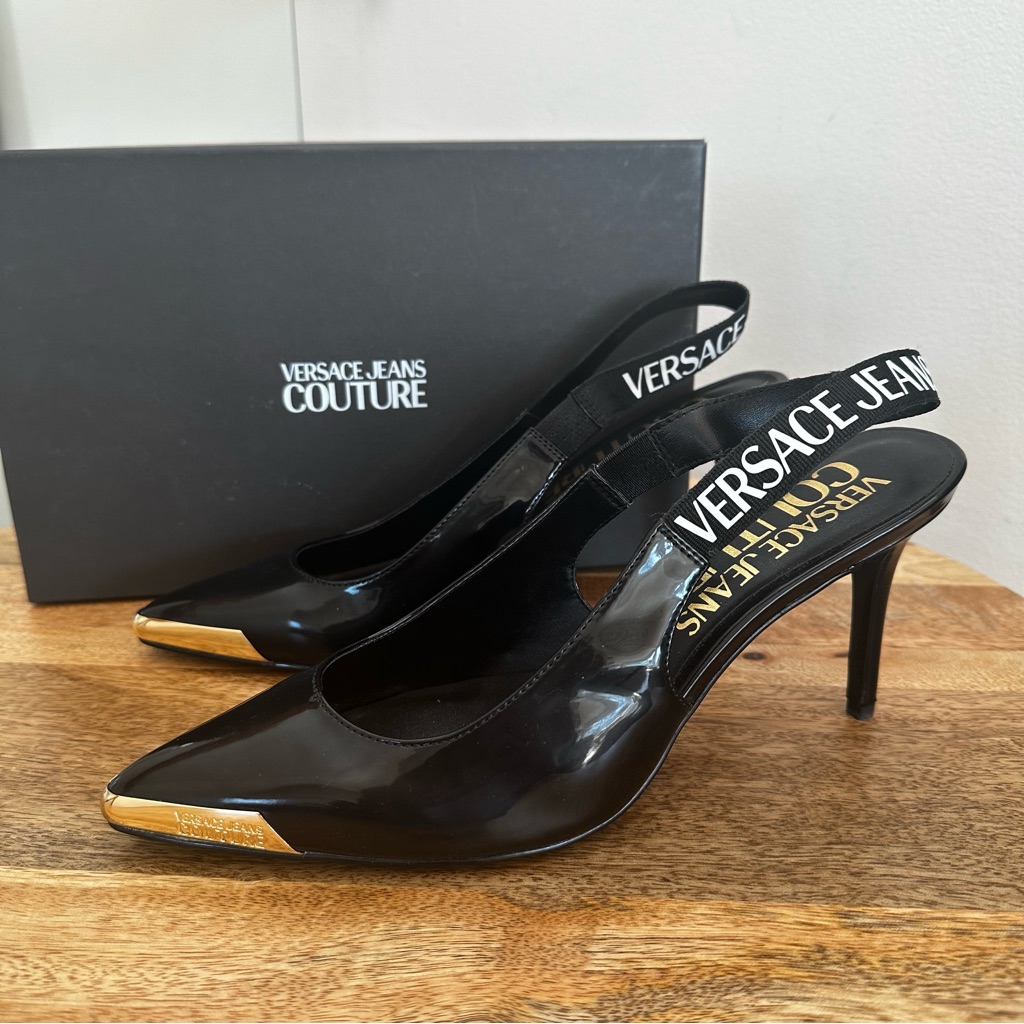 Versace Jeans Couture Scarlett Pumps